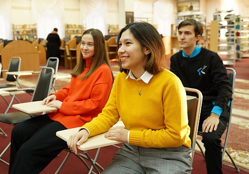 Абитуриентов и родителей зовут на дни открытых дверей в ТюмГУ