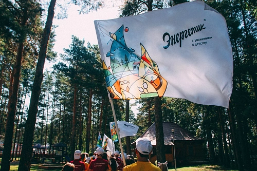 Для ямальских детей выделили дополнительные путевки в тюменские лагеря