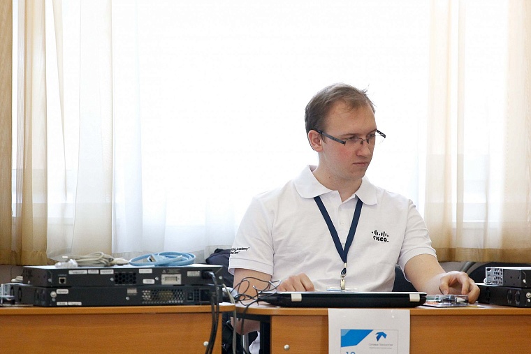 Олимпиада Cisco в Тюмени: спасая мир от апокалипсиса