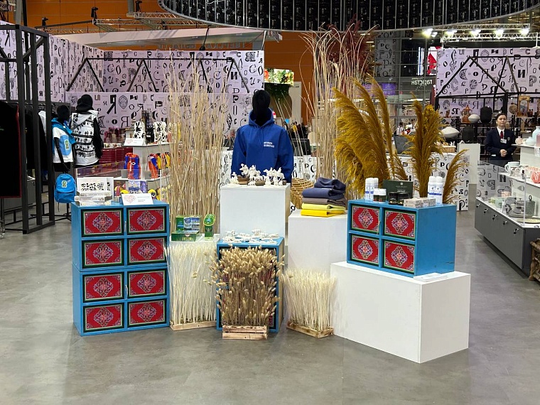 На ВДНХ  можно приобрести сувениры из Тюменской области