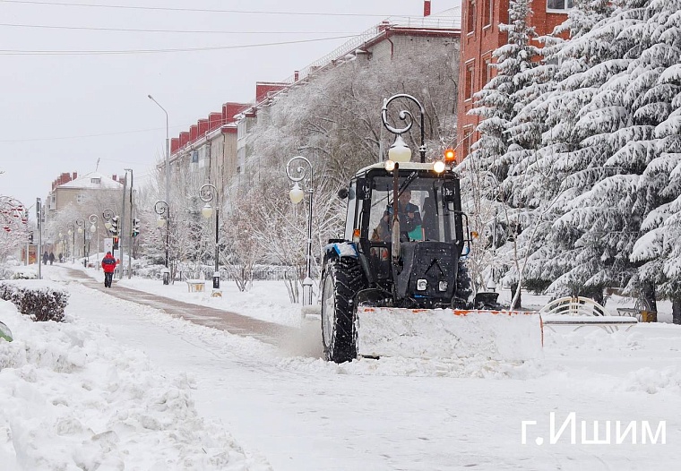 Губернатор призвал тюменцев без особой необходимости не садиться за руль