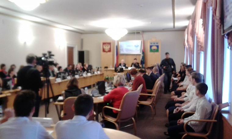 Ученики тюменской школы №88 признаны лучшими друзьями полиции