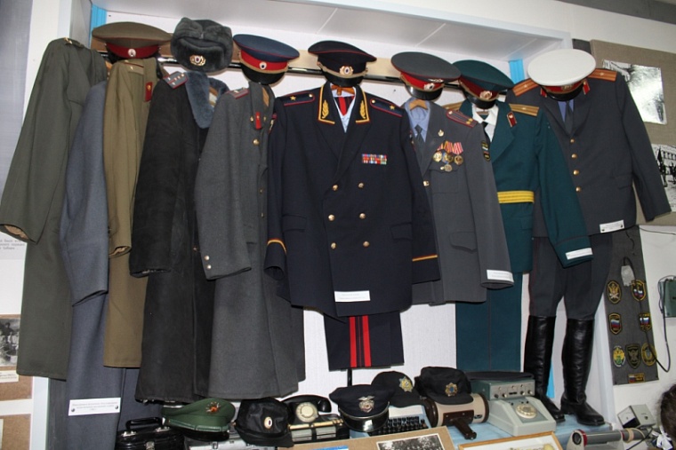 Для тобольских школьников провели урок мужества