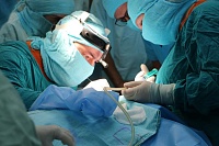 Врачи ОКБ №2 спасли пациента, удалив тромб длиной в семь сантиметров из сонной артерии