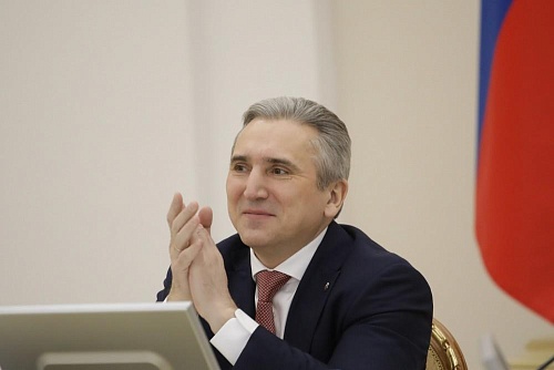 Губернатор Александр Моор с нетерпением ждет хоккейных турниров на Олимпиаде