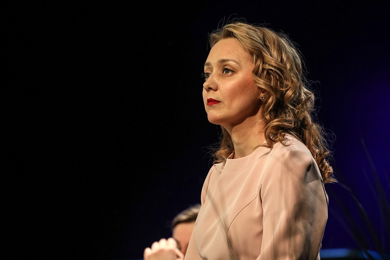 Премьера. В "Утиной охоте" у героя отнимают ружье и вручают надежду