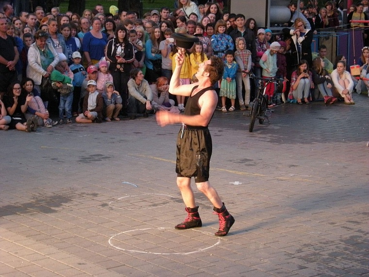 «Сны улиц» не испугались грозных туч