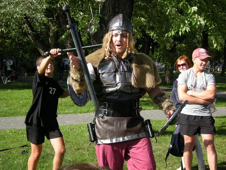 «Сны улиц» не испугались грозных туч