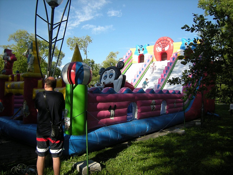 «Сны улиц» не испугались грозных туч