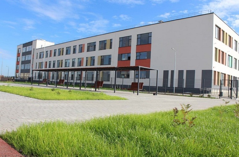 Минстрой России отправил в регионы проекты тюменских школ для тиражирования