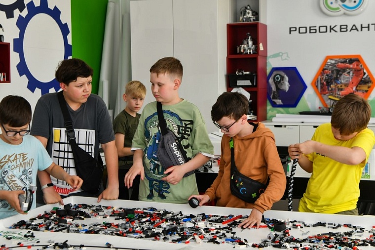 Педагоги "Пионера" проведут для юных тюменцев бесплатные мастер-классы