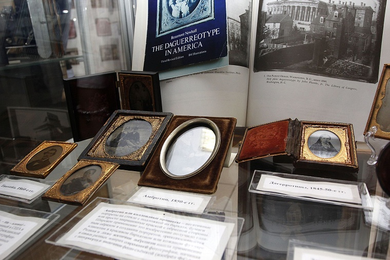 Привет из прошлого: в Тюмени презентуют полуторавековые фотографии