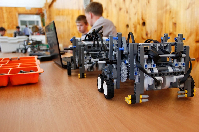 Центр робототехники в Тюмени начинает набор детей