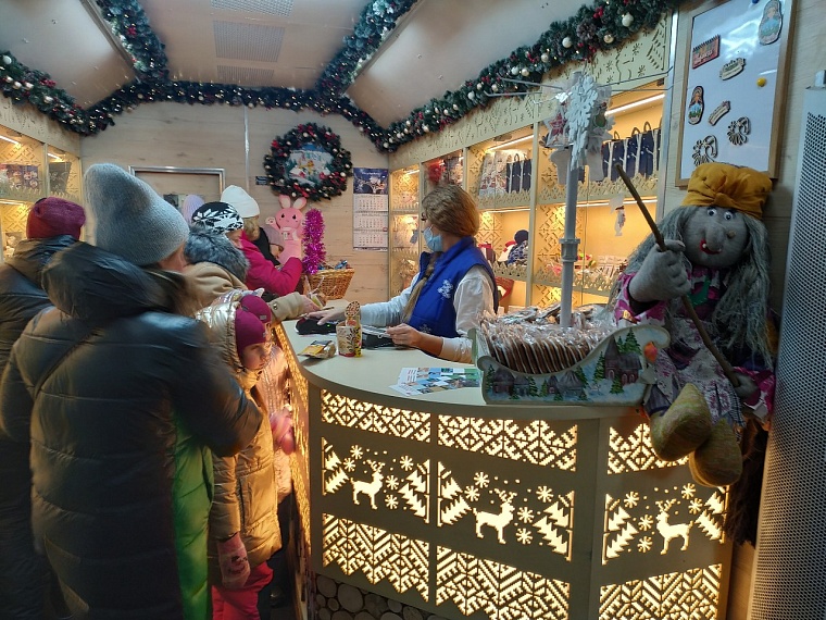 В Тюмень прибыл поезд Деда Мороза