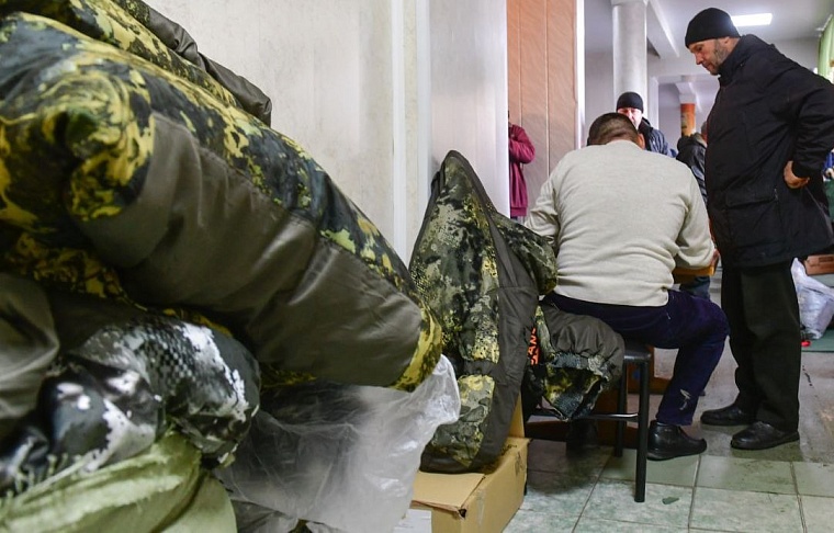 Доброволец из Ишима: Нам выдали достойный комплект. Все, что необходимо, есть, включая аптечки