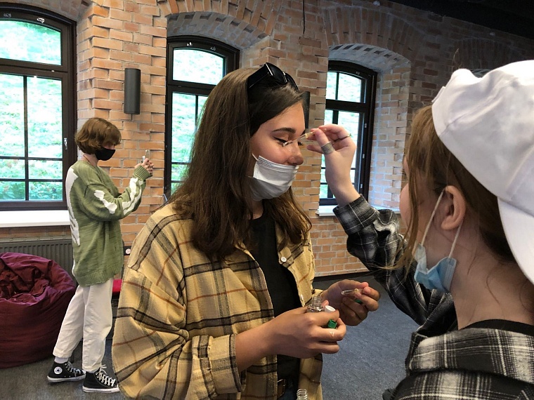 Крокодиловы слезы. Тюменцы синтезировали слезные выделения различных животных