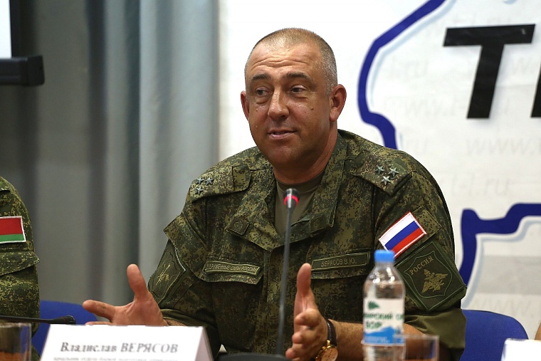 Гонки «Формулы-1» на военной технике