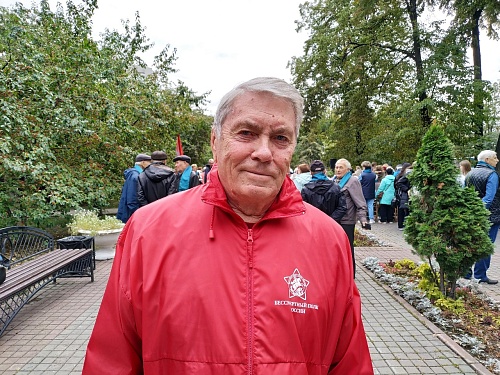 В гордуме единогласно проголосовали за присвоение Геннадию Иванову звания почетного гражданина Тюмени