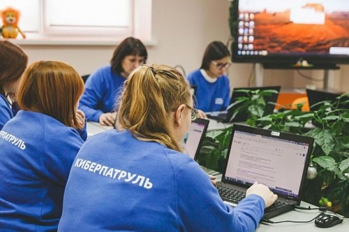 Тюменцы могут сообщить о незаконной интернет-торговле алкоголем