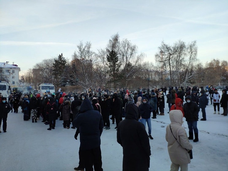 На митинг в Тюмени вышло около 500 человек