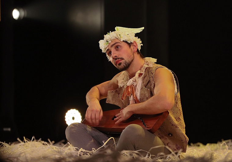 «Мертвые души» в драмтеатре получились легкими и живыми