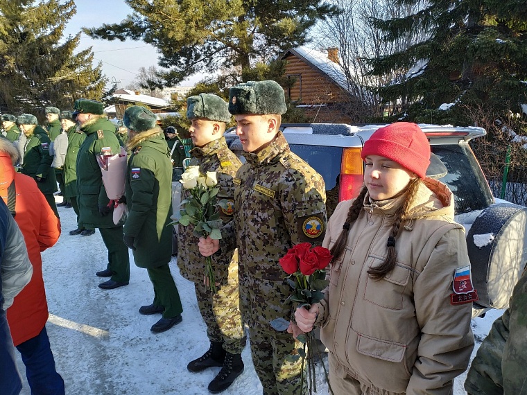 Ветерана войны из Тюмени Анну Шахтарину поздравили со 100-летним юбилеем