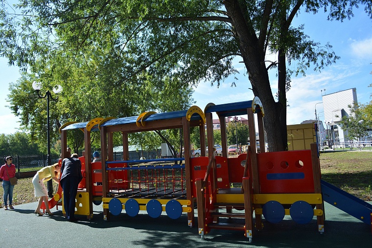 Обновленный сквер им. Семена Пацко стал визитной карточкой города