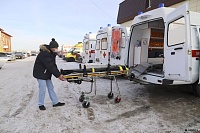 Уватская районная больница получила четыре новые машины скорой помощи
