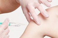 Тюменская область занимает второе место по вакцинации против гриппа