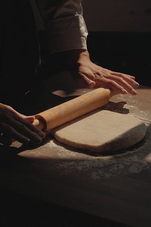 Кулинарные шедевры Насти Семянивой. Ведущая "Тюменского времени" презентует книгу домашних рецептов