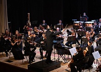 Имя нового главного дирижера тюменского оркестра будет известно в начале июля