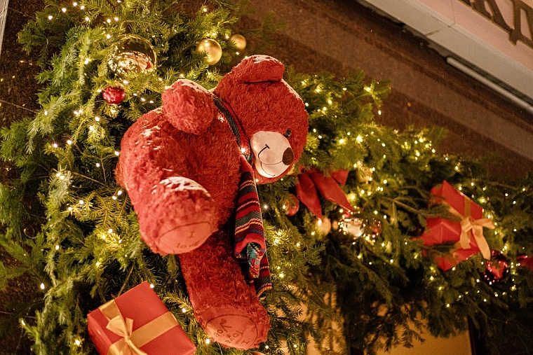 Тюмень новогодняя: новинки и хиты праздничного убранства лучшего города Земли. Фоторепортаж