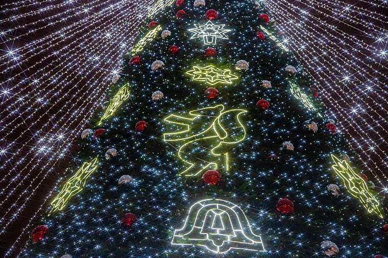 Тюмень новогодняя: новинки и хиты праздничного убранства лучшего города Земли. Фоторепортаж