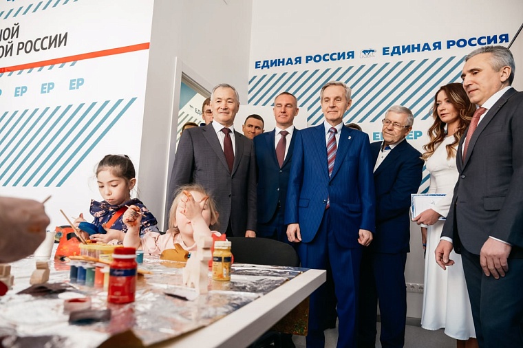 В Тюмени открыли новое общественное пространство для лучших региональных практик