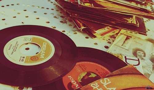 Афиша на уикэнд: рыцари, виниловая мена и рок-н-ролл