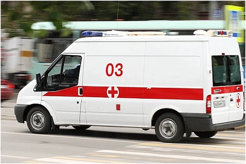 Пропускать скорую помощь в пробках или нет? Сложную ситуацию разобрал тюменский юрист