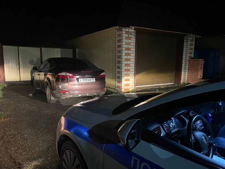 В Бердюжье пьяная автомобилистка пыталась убежать от инспекторов ГИБДД