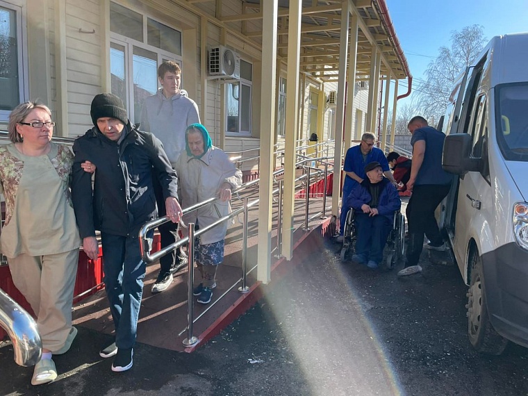 Постояльцев Ишимского геронтологического центра эвакуировали
