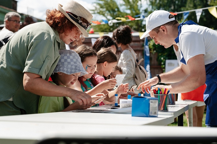 В подарок родному городу – фестиваль тюменских наличников