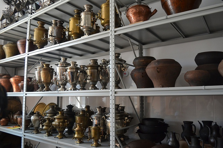 Музейный комплекс раскрыл фондохранилище