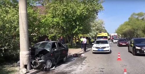 Задыхались от дыма: в ГИБДД поблагодарили тюменцев за спасение пострадавших в ДТП