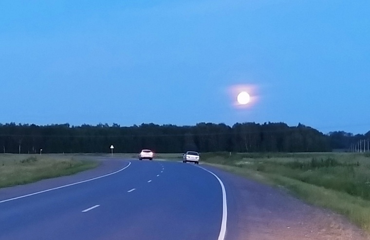 В ночь на 14 июля тюменцы могут увидеть огромную луну