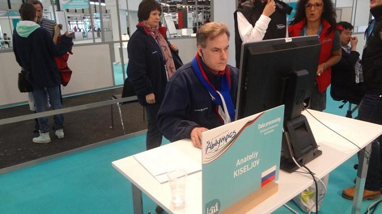 День белой трости: время увидеть незрячих