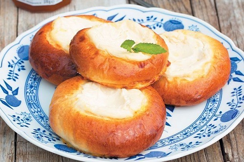 На празднике в честь Дня области тюменцы выберут самую вкусную ватрушку и выиграют призы