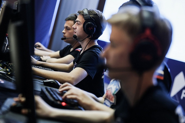 «Главное — быть неожиданным»: в Тюмени проходит турнир по CS: GO