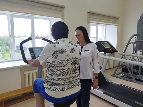 В центре "Градостроитель" последствия тяжелых недугов успешно лечат движением