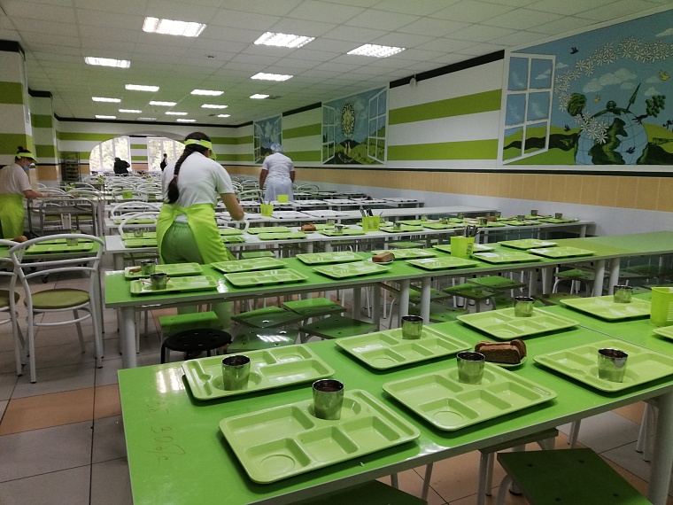 Перемены на обед в школах предложили увеличить до 30 минут
