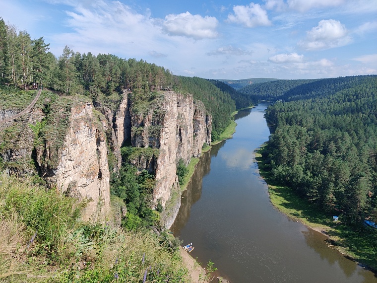 Айские притесы: смертельный троллей, скалы с 30-этажный дом и мостики над пропастью