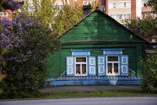 Остаться дома или уехать на дачу? Тюменцы сделали свой выбор на майские праздники