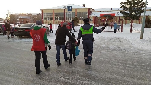Сотрудники ГИБДД перед каникулами придут в тюменские школы